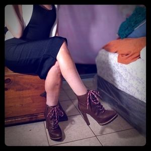 High heel boots